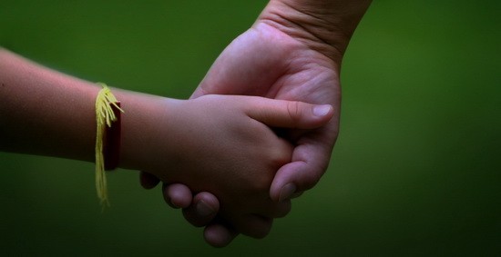 11 ПОРАД ЩОДО ВИХОВАННЯ ДІТЕЙ В УМОВАХ ВІЙНИ